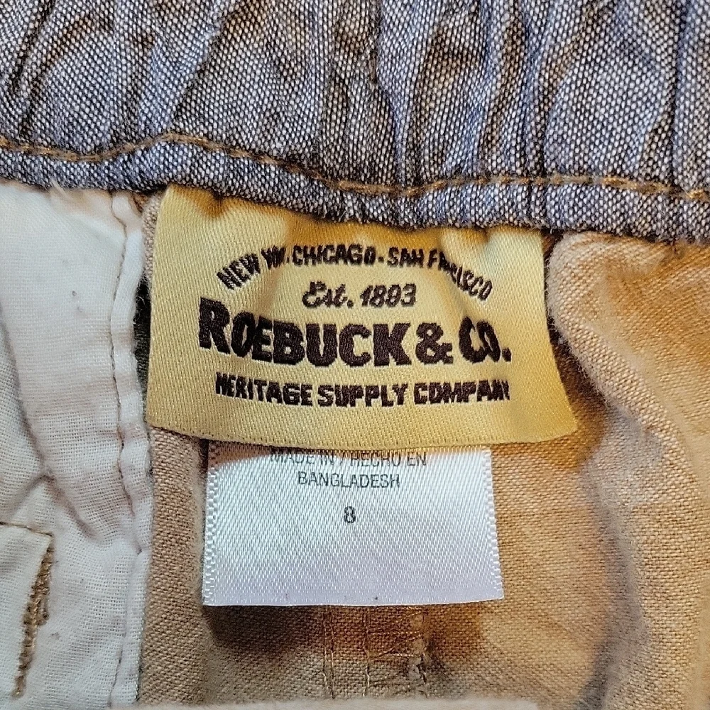 Roebuck & Company Tan Shorts SIZE 8